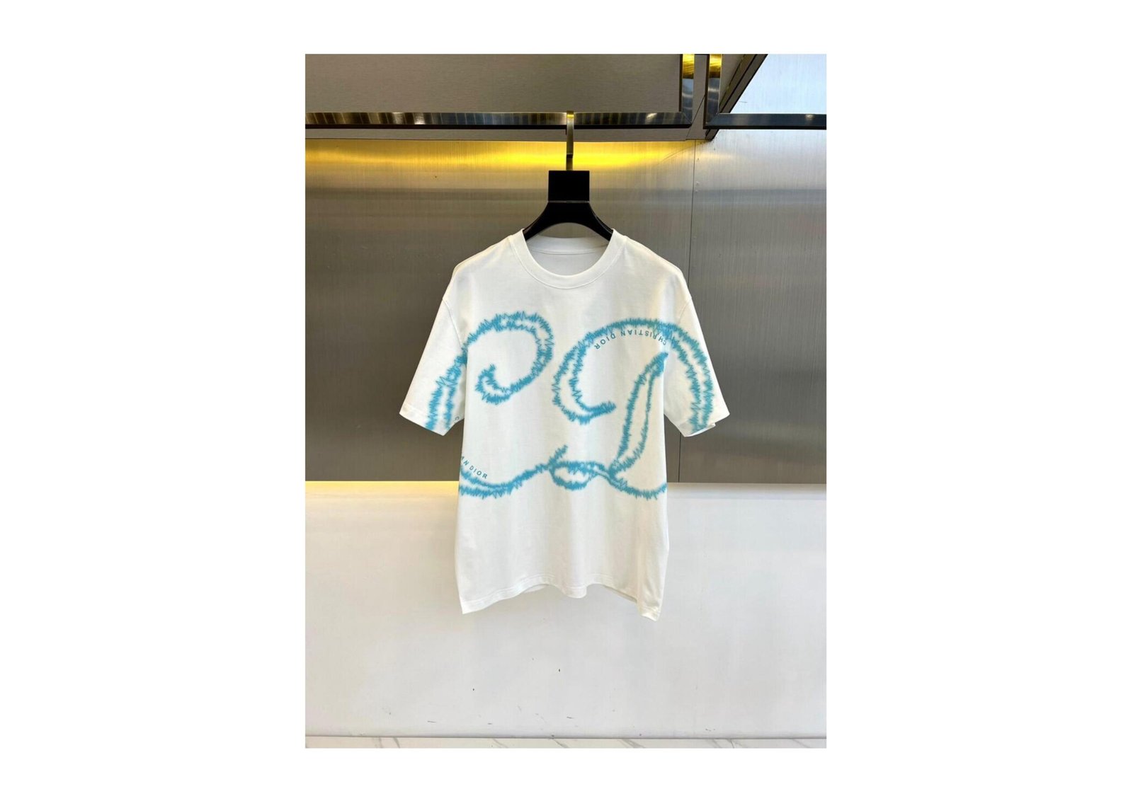 T-shirt – Image 9