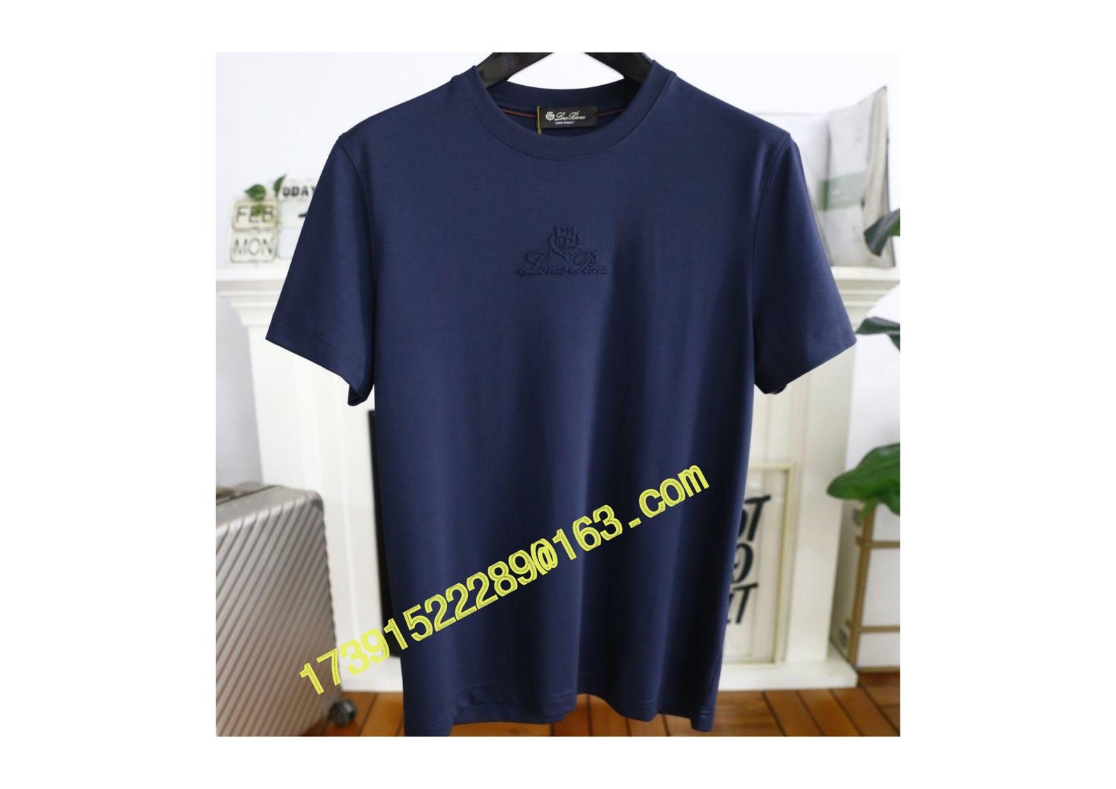 T-shirt – Image 4